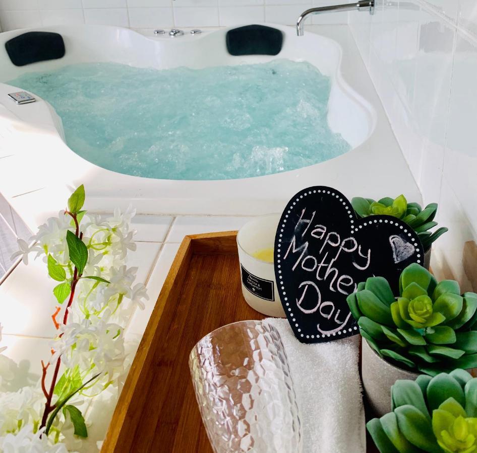 Couple'S Luxury Resort Spa Retreat Cowes Ngoại thất bức ảnh